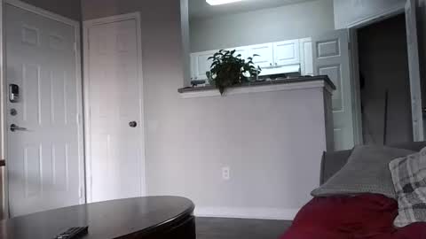 Snapshot of youneverknowimight2 chatting on 17, 3, 2026 kindahorny online show from 17, 3, 2026