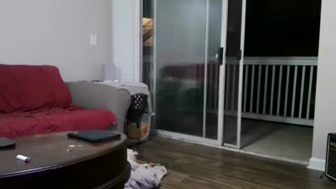 Snapshot of youneverknowimight2 chatting on 5, 5, 2026 kindahorny online show from 5, 5, 2026
