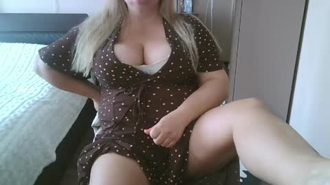 Snapshot of your__maria chatting on 20, 5, 2026 Maria Love online show from 20, 5, 2026