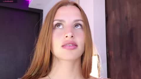 Snapshot of your_dream1217 chatting on 19, 2, 2025 Valery online show from 19, 2, 2025