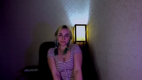 Snapshot of your_godesses chatting on 5, 12, 2024 Cora online show from 5, 12, 2024