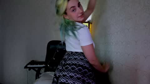 Snapshot of your_godesses chatting on 18, 12, 2024 Cora online show from 18, 12, 2024