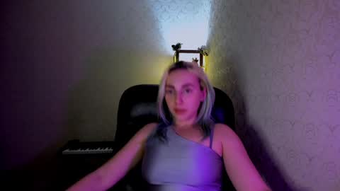 Snapshot of your_godesses chatting on 19, 12, 2024 Cora online show from 19, 12, 2024