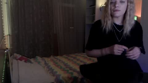 Snapshot of your_horny_friends chatting on 30, 12, 2024 Your Horny Friends online show from 30, 12, 2024