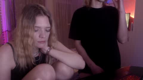 Snapshot of your_horny_friends chatting on 30, 1, 2025 Your Horny Friends online show from 30, 1, 2025