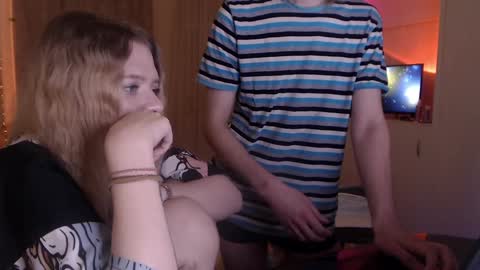 Snapshot of your_horny_friends chatting on 5, 2, 2025 Your Horny Friends online show from 5, 2, 2025