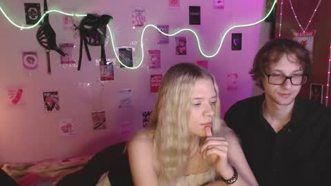 Snapshot of your_horny_friends chatting on 12, 10, 2025 Your Horny Friends online show from 12, 10, 2025