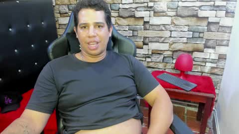 Snapshot of your_hot_friend69 chatting on 26, 2, 2025 David online show from 26, 2, 2025