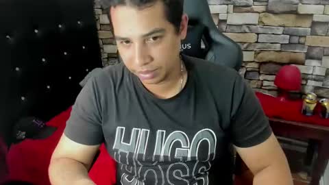 Snapshot of your_hot_friend69 chatting on 26, 2, 2025 David online show from 26, 2, 2025