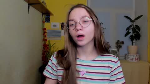 Leslie online show from 26, 12, 2024