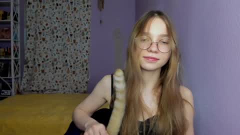 Leslie online show from 1, 2, 2025