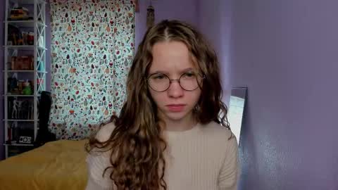 Leslie online show from 6, 10, 2025