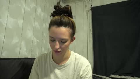 Snapshot of your_little_flexible_girl chatting on 8, 2, 2026 Meri online show from 8, 2, 2026