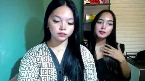 Snapshot of your_miss_ellexxx chatting on 10, 5, 2026 Elle online show from 10, 5, 2026
