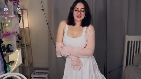 Luna online show from 11, 1, 2025