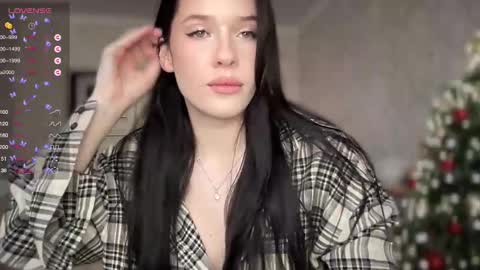 Snapshot of your_sweet_angel_ chatting on 16, 1, 2025 Mia online show from 16, 1, 2025