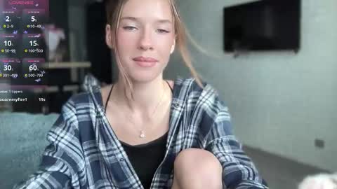 Snapshot of your_sweet_angel_ chatting on 3, 10, 2025 Mia online show from 3, 10, 2025