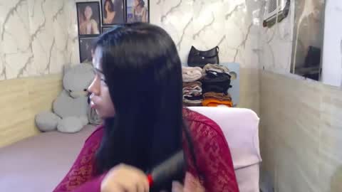 your_twinkletoes18 online show from 18, 5, 2026
