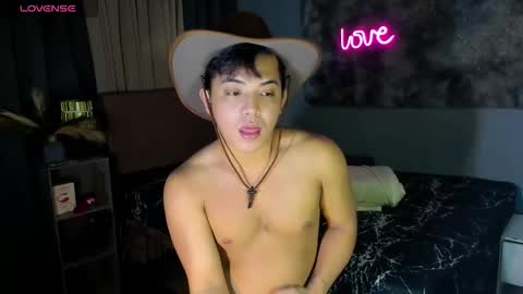 yourasian_bradley online show from 8, 1, 2026