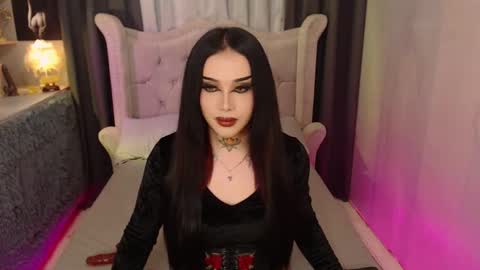 kim online show from 10, 3, 2025