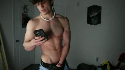 Snapshot of yourbigitalianstallion chatting on 24, 6, 2026 Ben online show from 24, 6, 2026