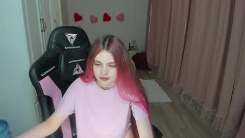 Snapshot of yourcassidy chatting on 16, 4, 2026 Cassie online show from 16, 4, 2026