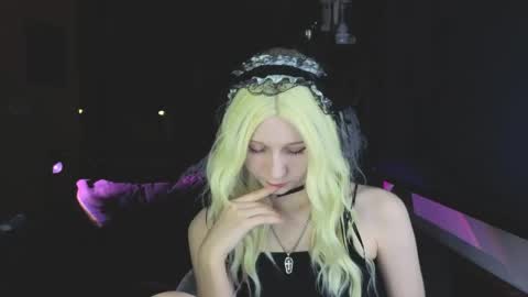 Snapshot of yourcutiegoth chatting on 22, 4, 2026 Vasilisa online show from 22, 4, 2026