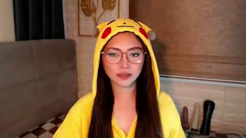 JEN  online show from 9, 1, 2025