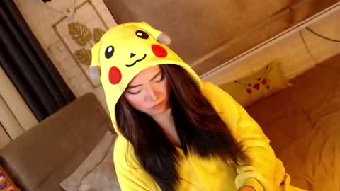 JEN  online show from 8, 3, 2026