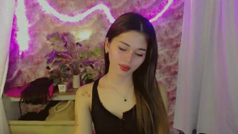 Snapshot of yourfavoratesunshine chatting on 22, 6, 2026 Sunshine online show from 22, 6, 2026