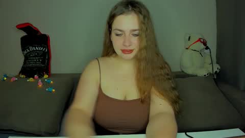 Snapshot of yourgem__ chatting on 22, 12, 2025 yourgem__ online show from 22, 12, 2025