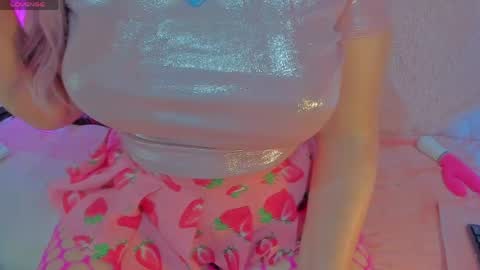 Snapshot of yourgirl11555 chatting on 7, 6, 2026 Liza online show from 7, 6, 2026