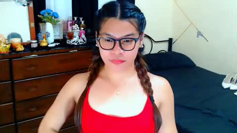 yourgoddesscruella online show from 19, 3, 2026
