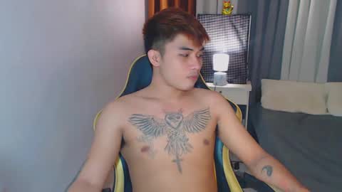 Snapshot of yourhandsome_hunk chatting on 12, 1, 2025 Paul online show from 12, 1, 2025