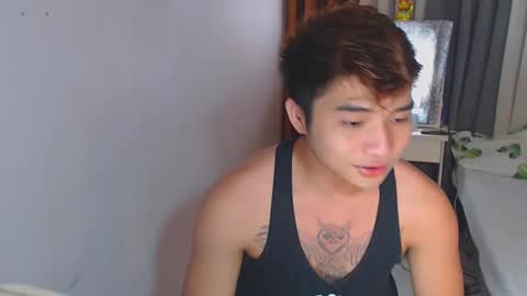 Snapshot of yourhandsome_hunk chatting on 12, 2, 2025 Paul online show from 12, 2, 2025