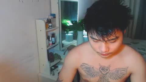 Snapshot of yourhandsome_hunk chatting on 22, 5, 2026 Paul online show from 22, 5, 2026