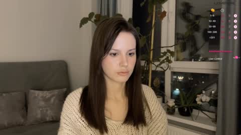 Snapshot of yourher0in chatting on 16, 12, 2024 Aida online show from 16, 12, 2024