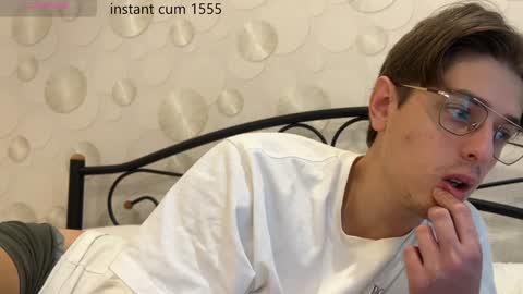 Chris online show from 4, 1, 2025