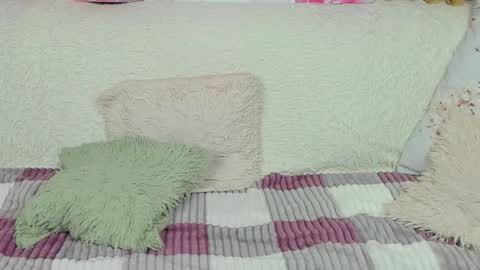 yourkriss_new1 online show from 5, 11, 2025