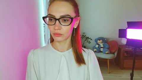Snapshot of yourladysunshine chatting on 6, 2, 2026 Ksyusha online show from 6, 2, 2026