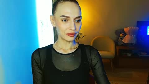 Snapshot of yourladysunshine chatting on 7, 4, 2026 Ksyusha online show from 7, 4, 2026