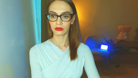 Snapshot of yourladysunshine chatting on 8, 4, 2026 Ksyusha online show from 8, 4, 2026
