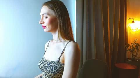 Snapshot of yourladysunshine chatting on 10, 4, 2026 Ksyusha online show from 10, 4, 2026