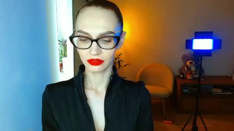 Snapshot of yourladysunshine chatting on 15, 4, 2026 Ksyusha online show from 15, 4, 2026
