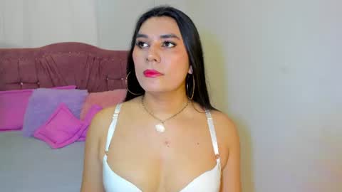 EMELY online show from 5, 7, 2026