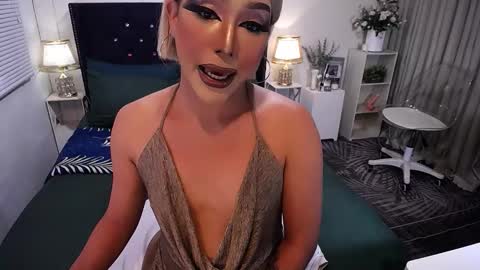 Snapshot of yourlivingonurdream chatting on 23, 2, 2026 -- online show from 23, 2, 2026