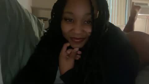 Snapshot of yourmommysol chatting on 12, 9, 2025 yourmommysol online show from 12, 9, 2025