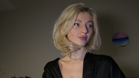 Snapshot of yournaughtymiss chatting on 15, 12, 2024 Eva online show from 15, 12, 2024