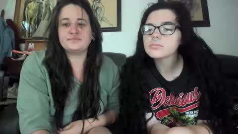 Snapshot of yournewfavoritecamgirl chatting on 8, 6, 2026 Lexi online show from 8, 6, 2026