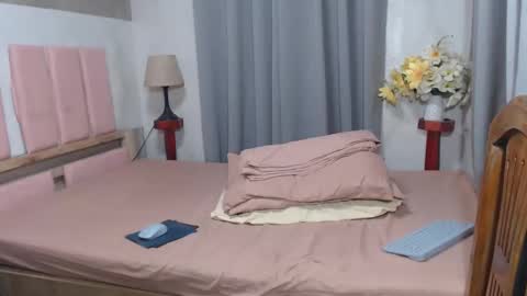 BigCockTsMistress online show from 9, 4, 2026